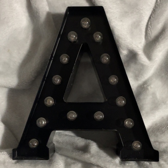 Light up letter A - Picture 1 of 3